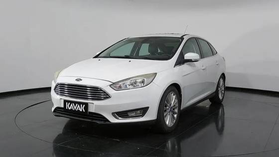 FORD FOCUS 2.0 TITANIUM PLUS 16V FLEX 4P POWERSHIFT FORD FOCUS 2.0 TITANIUM PLUS 16V FLEX 4P POWERSHIFT